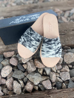 FOOTWEAR
